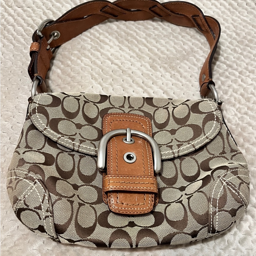Vintage Coach Fabric Classic Design with Brown Leather Handle/Snap Large Buckle